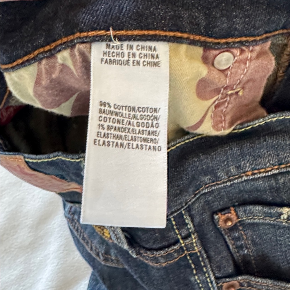 Lucky Brand jeans - Picture 10 of 13